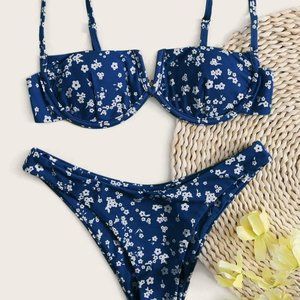 NWT Floral Bikini